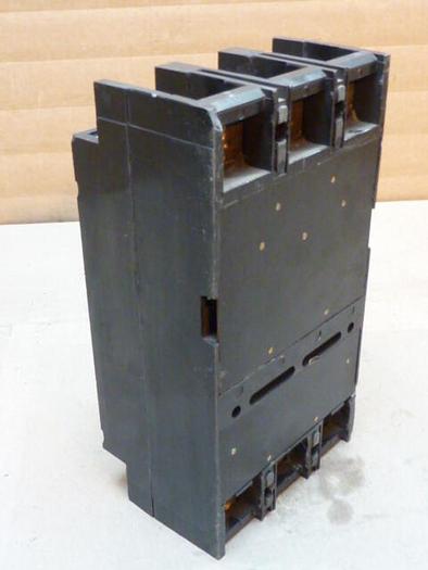 Used SQUARE D 400 Amp Circuit Breaker LAL36000 #29479