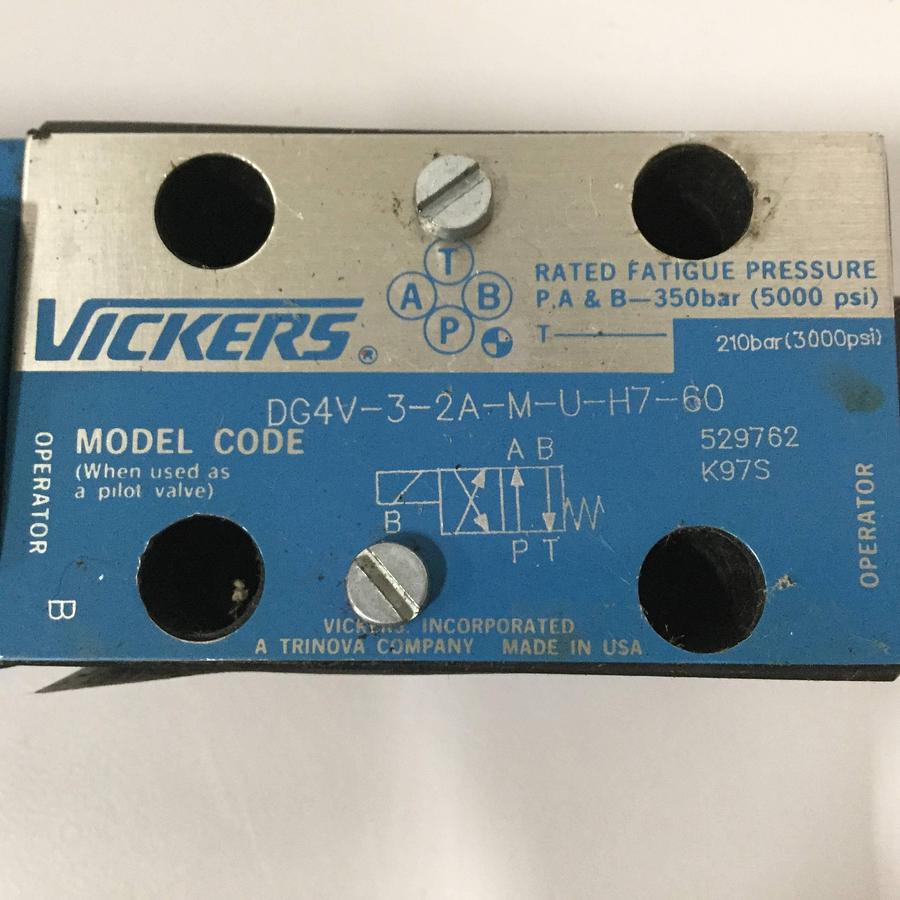 Used VICKERS Valve DG4V-3-2A-M-U-H7-60 Used