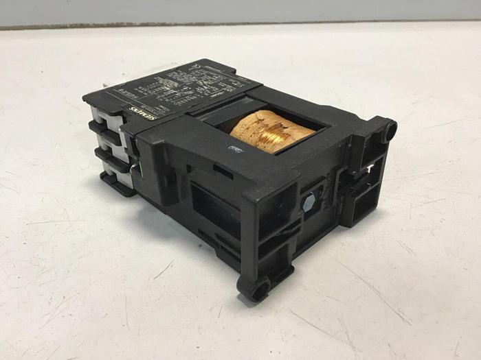 Used SIEMENS Relay 3TF3200-0B #140742