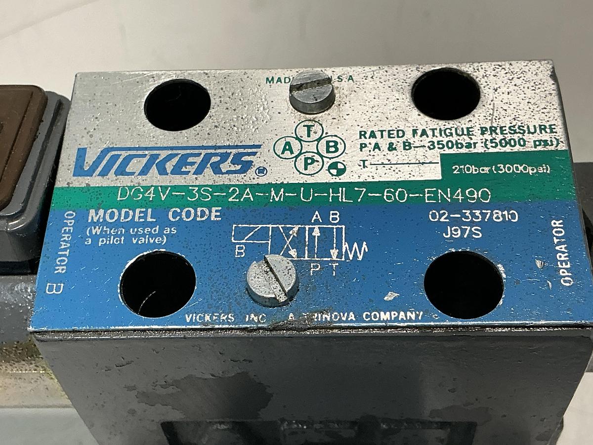 Used VICKERS DG4V-3S-2A-M-U-HL7-60-EN490