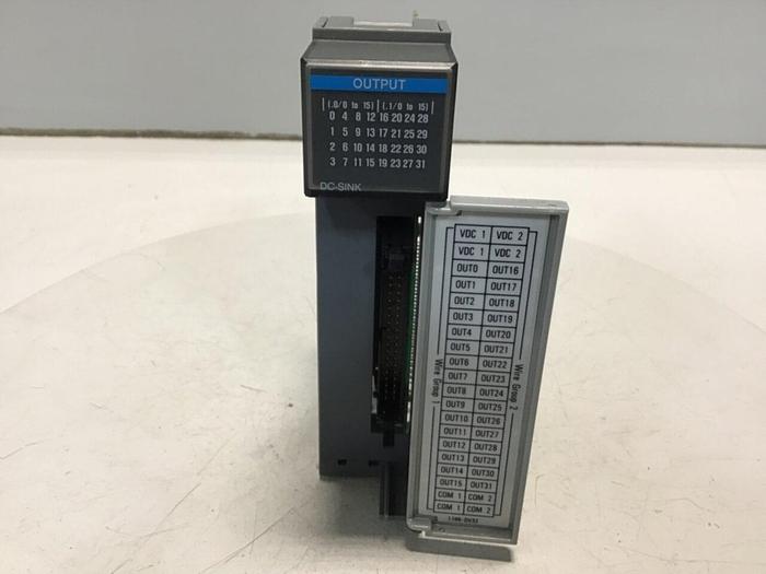 Used ALLEN BRADLEY Output Module 1746-OV32 SER C #122926