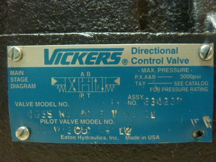 Used VICKERS Directional Valve DG5SH88CETWB21 Used