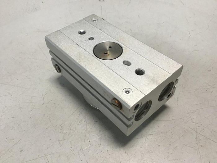 Used KOGANEI Rotary Actuator RAT10-180-SS2 #121063