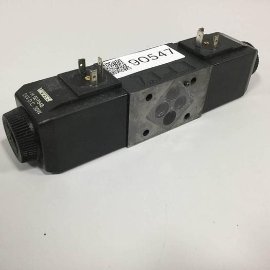 Used VICKERS Valve DG4V-3S-2C-M-U-H5-60 #90547