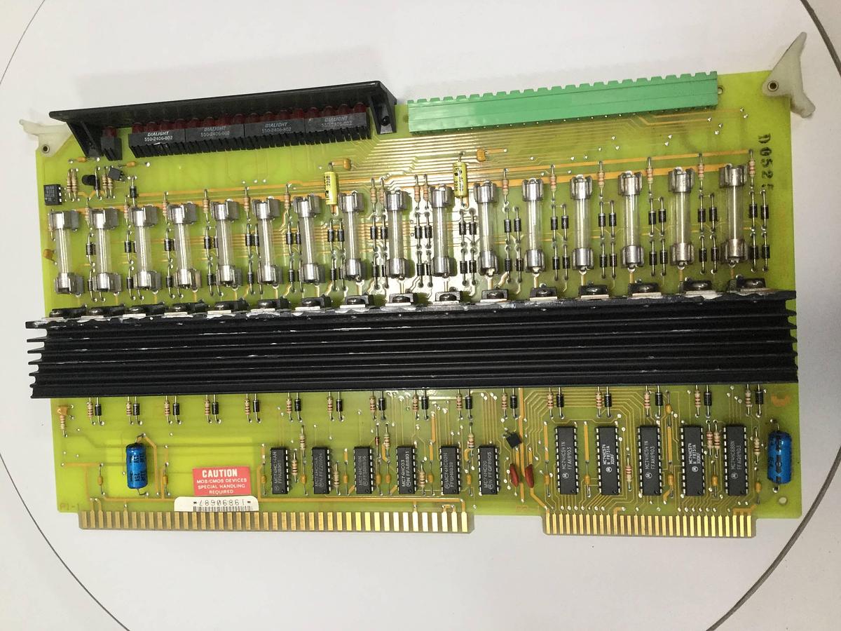 Used CINCINNATI MILACRON I/O Board 3-531-4479A Used