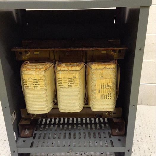 Used SQUARE D 30 kVA Transformer 30T3H Used
