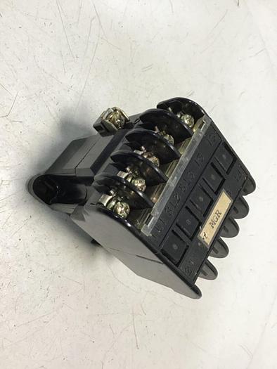 Used FUJI ELECTRIC Contactor SRCA3631-05/UL 1RC0B0 #124161