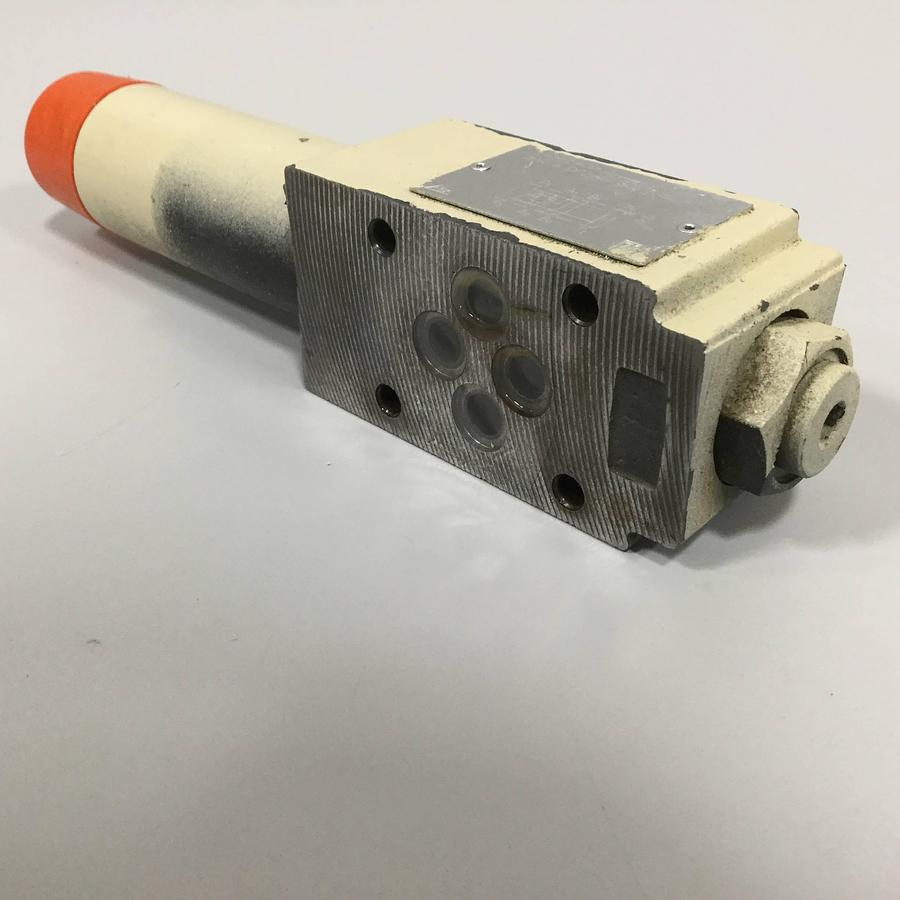 Used REXROTH Valve ZDR6DP240150YM12 Used