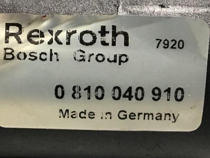Used BOSCH Directional Control Valve 0 810 040 910 #129600