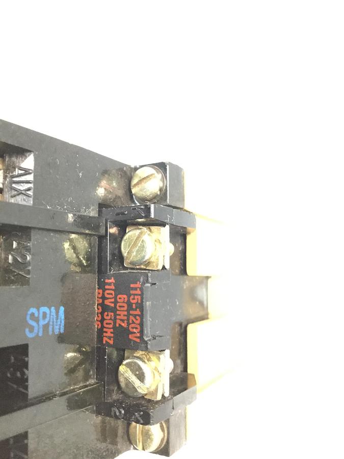 Used ALLEN BRADLEY AC Relay 700-P1200A1 SER B Used