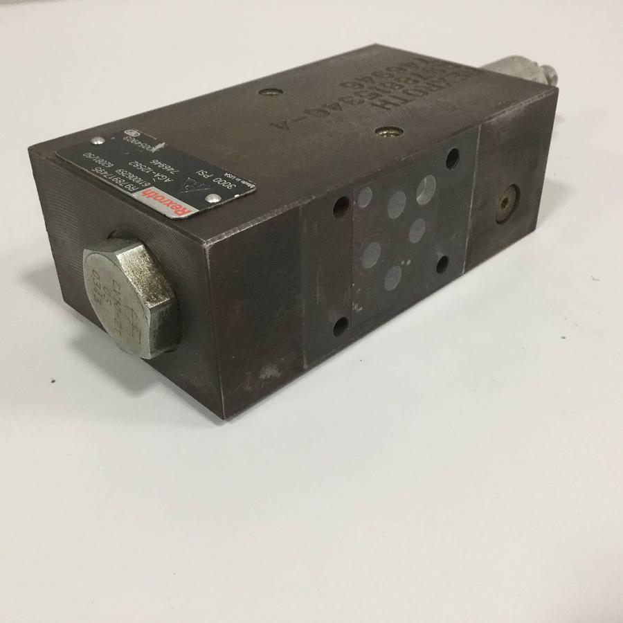 Used REXROTH Hydraulic Valve Manifold Sandwich Plate R978917495 USED