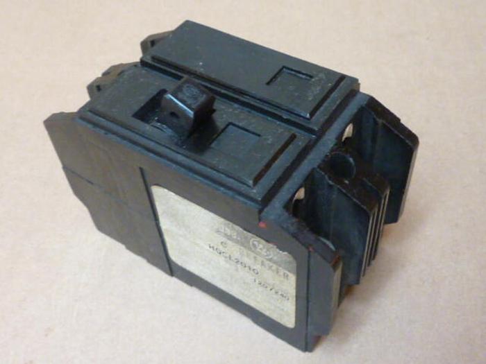 Used WESTINGHOUSE 10 Amp Circuit Breaker HQCL2010 #31344