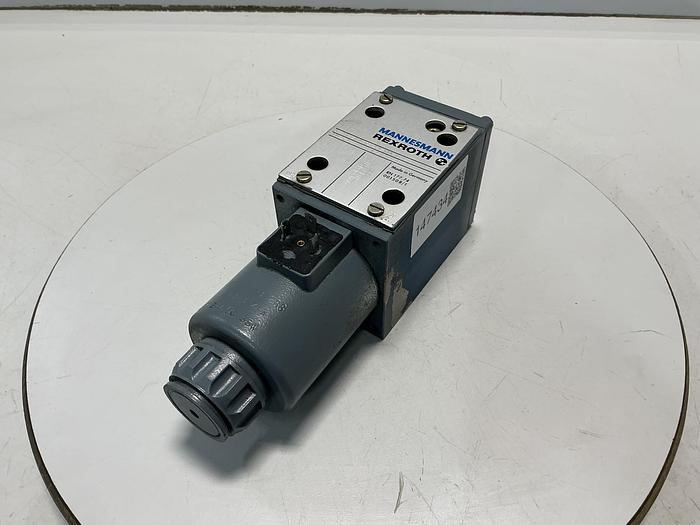 Used REXROTH 5-4WE 10 J2B32/CG24N9K4
