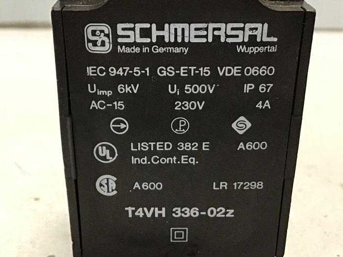 Used SCHMERSAL Limit Switch T4VH 336-02Z #121652