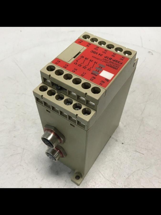 Used OMRON Light Curtain Control F3SP-B1P USED