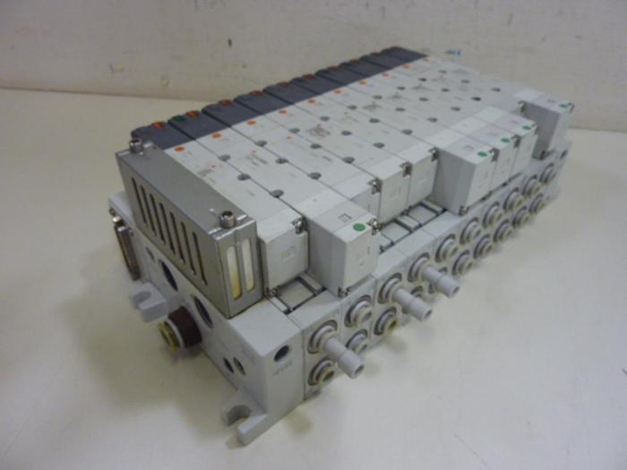 Used SMC Control Block w/ Valves VQ4300-5 #66056