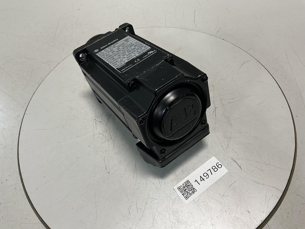 Used ALLEN BRADLEY MPL-B310P-MJ24AA