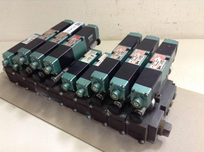 Used NUMATICS Control Block w/ Valves 082SS415M #70455
