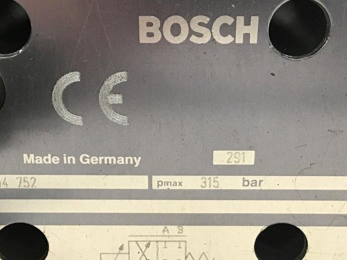 Used BOSCH SERVO Proportional Valve 0 811 404 752 USED