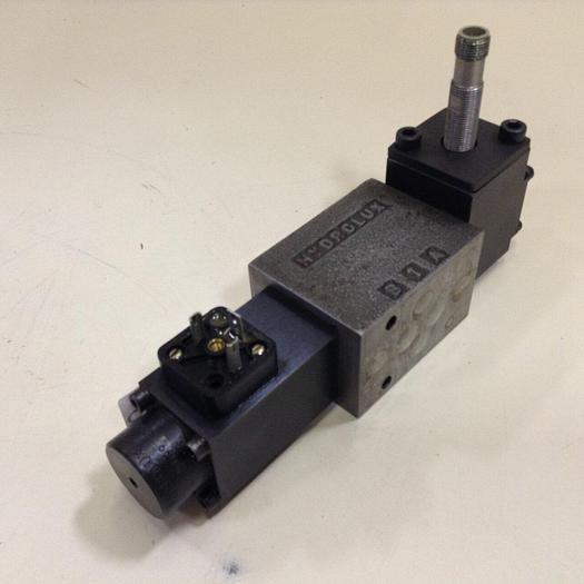 Used MOOG Valve WE52P06C68PBOBNCIX9 #85168