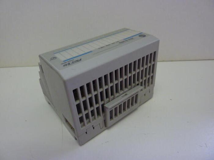 Used ALLEN BRADLEY Input Module 1794-IB16 SER A #33247