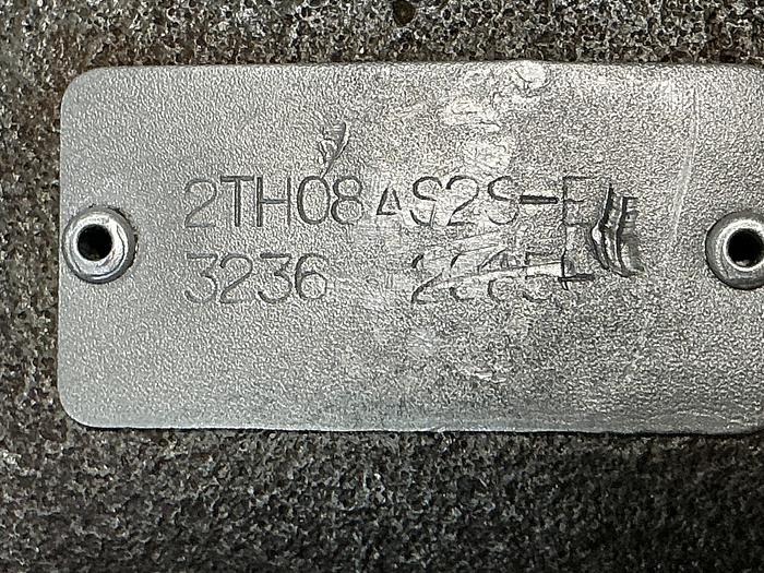 Used CHAR-LYNN 2TH08AS2S-E