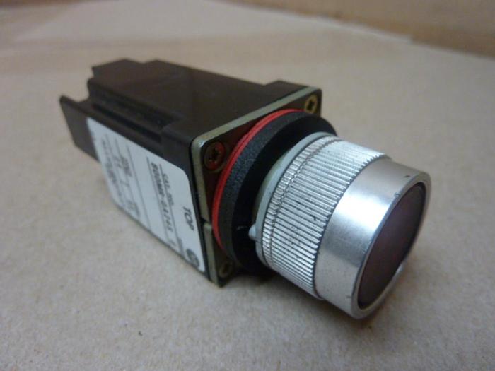 Used ALLEN BRADLEY Push Button 800MR-QA24S RED #30419