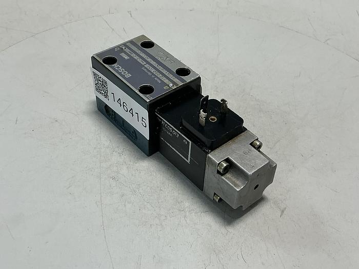 Used BOSCH 0 810 090 106