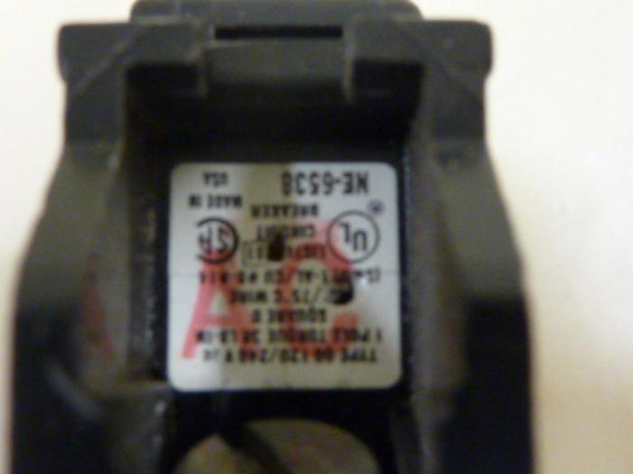 Used SQUARE D 20 Amp Circuit Breaker QO120 #57216