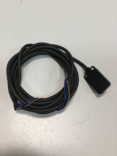 Used OMRON Photoelectric Sensor E3T-FD11 #99433