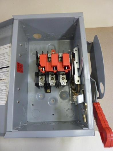 Used SIEMENS 30 Amp Safety Disconnect Switch HNF361 VBII #65444