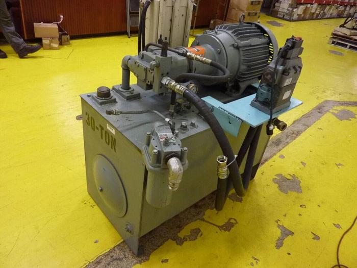 Used OILGEAR Hydraulic Unit PVW20QRDFYCNSNTC Used