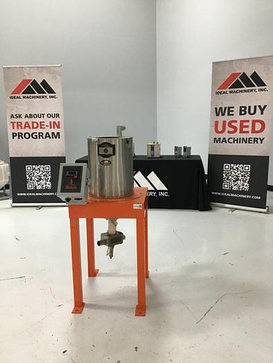 Used MOTAN Drying Hopper w/ Booster Heater BH/240V/1+2 KW Used