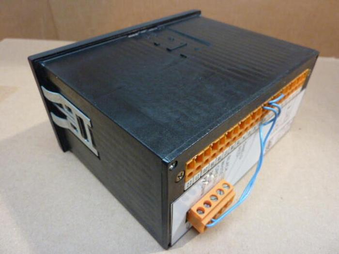 Used IDC CORP Display SH21 #34221