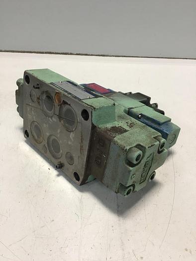 Used VICKERS Valve DG4V36CPL2H10JAS310 #138240