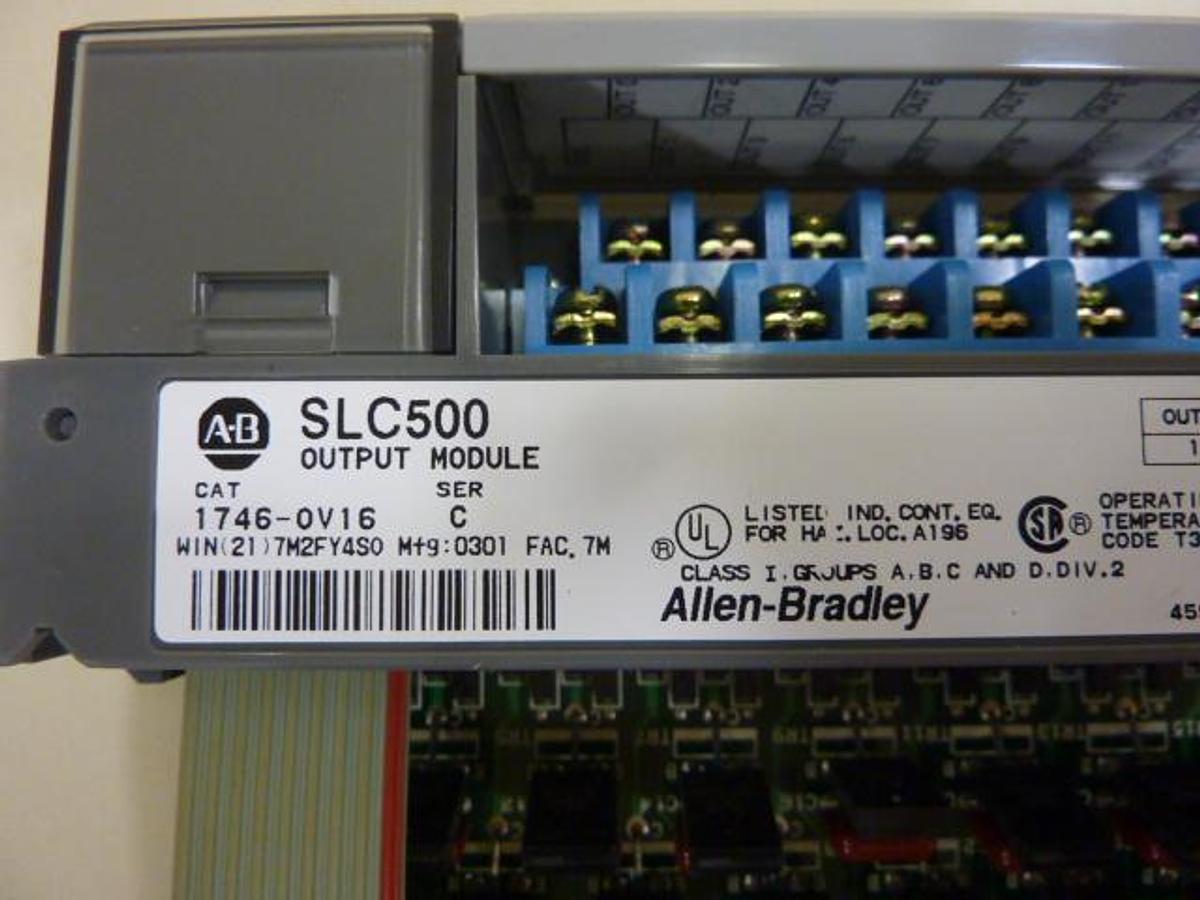 Used ALLEN BRADLEY Output Module 1746-OV16 SER C Used