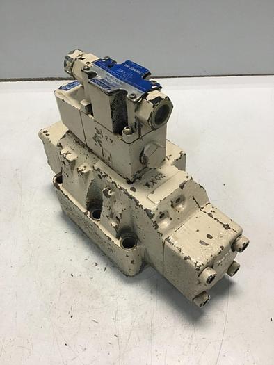 Used VICKERS Valve DG5VH83BLET DG5V-H8-3BL-E-T-P2-B-80-JA #138093