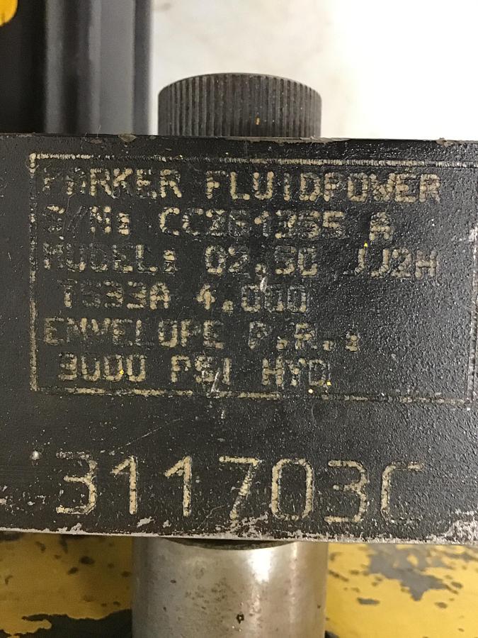 Used PARKER 02.50 JJ2HT533A 4.000 Ejector Box Used #140903