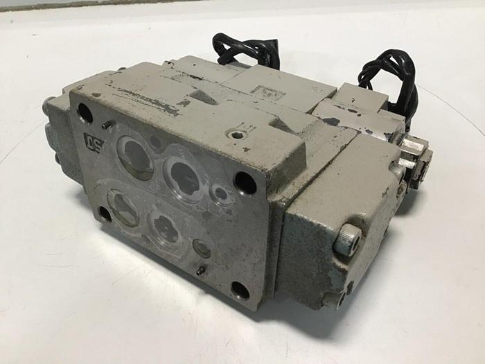 Used YUKEN Valve DSHG-04-3C23-E-D24-5175 #111781