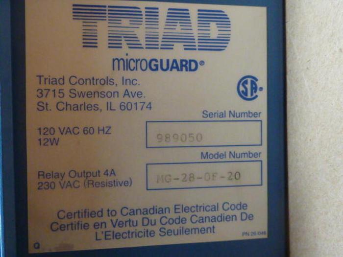 Used TRIAD CONTROLS INC Controller MG-28-0F-20 Used