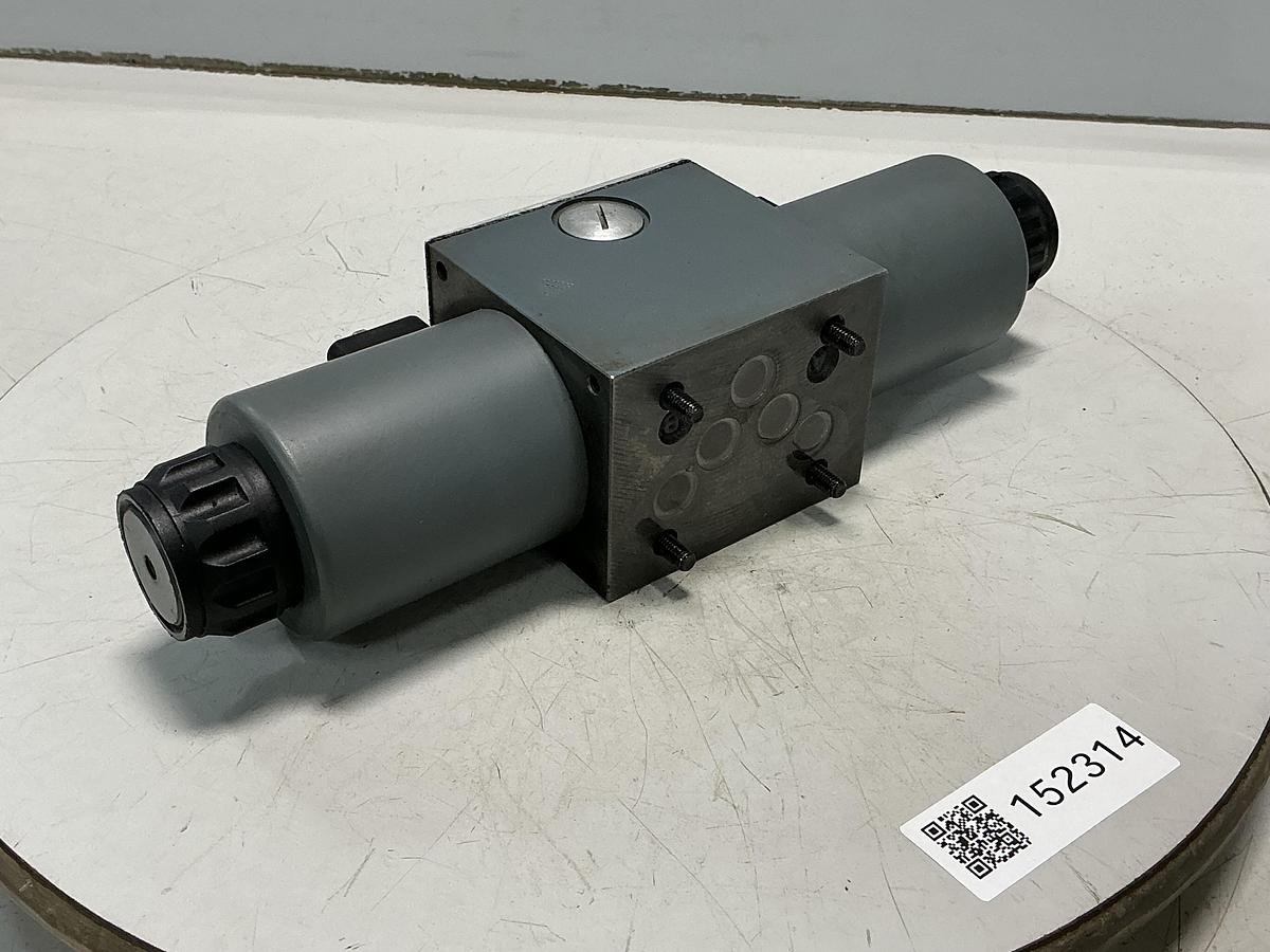 Used REXROTH 4WE10U31/CG24N9K4V