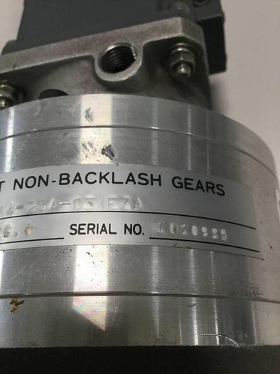 Used MITSUBISHI Servo Motor w/ Gear Motor HA-FH33B Used