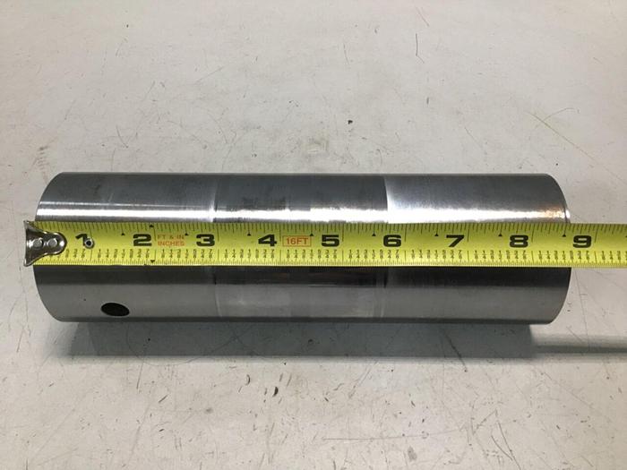 Used CINCINNATI MILACRON Crosshead Toggle Pin 5042540 #117536