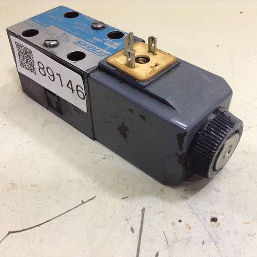 Used VICKERS Directional Hydraulic Valve DG4V322AMUHL760 Used