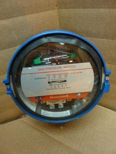Used HONEYWELL Gas Pressure Switch C437 F,J,K #22401
