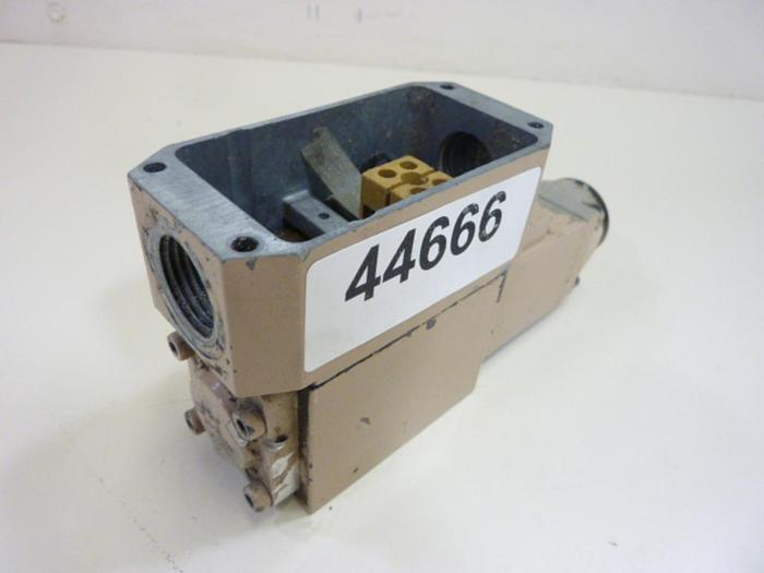 Used REXROTH Valve 4WE6D51AW12060N9D5V #44666