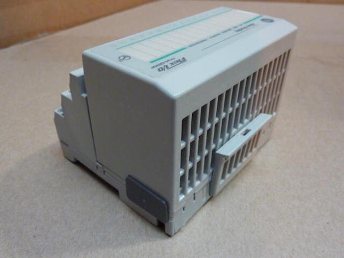 Used ALLEN BRADLEY Output Module Flex I/O 1794-OB16P 1794-TB3 SER A USED