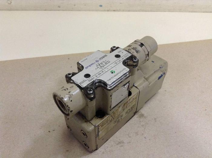 Used SPERRY VICKERS Valve DG4V32APLT10LHJAS310 #67752