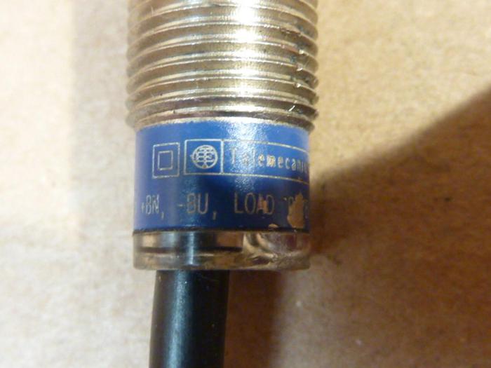 Used TELEMECANIQUE Sensor XS2M12PA340 #40829