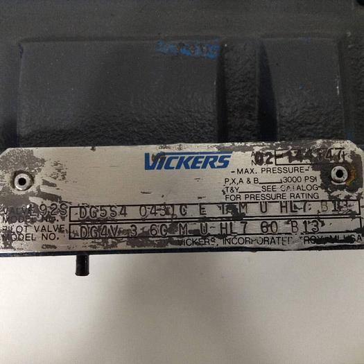 Used VICKERS Valve DG4V-3-6C-M-U-HL7-60-B13 Used